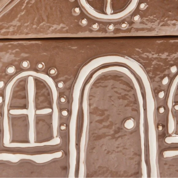 Pottery Barn Whimsical Lidded Holiday Gingerbread House Stoneware Cookie Jar BN - Picture 9 of 16